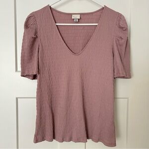 A New Day Women’s Blouse. Size Medium. Mauve, Puff Sleeves, V-Neck
